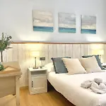 Cozy 7p With Terrace *
