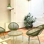 Cozy 7p With Terrace Lägenhet *