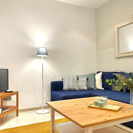 Cozy 7p With Terrace Lägenhet