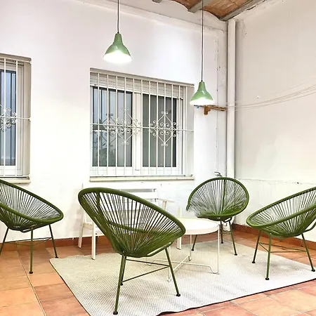 Cozy 7p With Terrace Barcelona